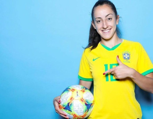 Linfoma de Hodgkin: como se manifesta o câncer diagnosticado em Luana, atleta da seleção brasileira de futebol