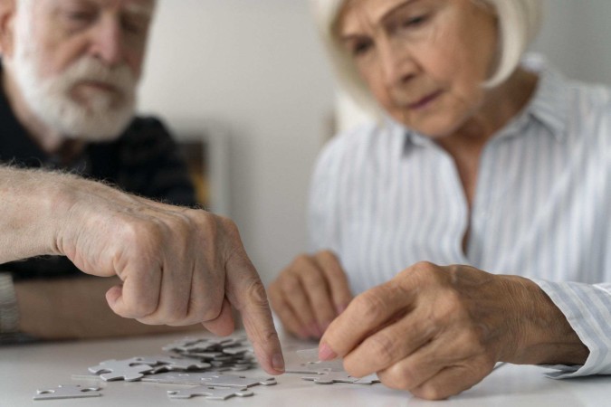 Cientistas descobrem 16 genes suscetíveis ao Alzheimer